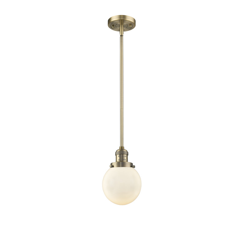 Luminaire suspendu sphère 1 lumière Zarmayr, Boîtier blanc mat, Ampoule DEL rétro de 3,5 watts, Laiton brossé
