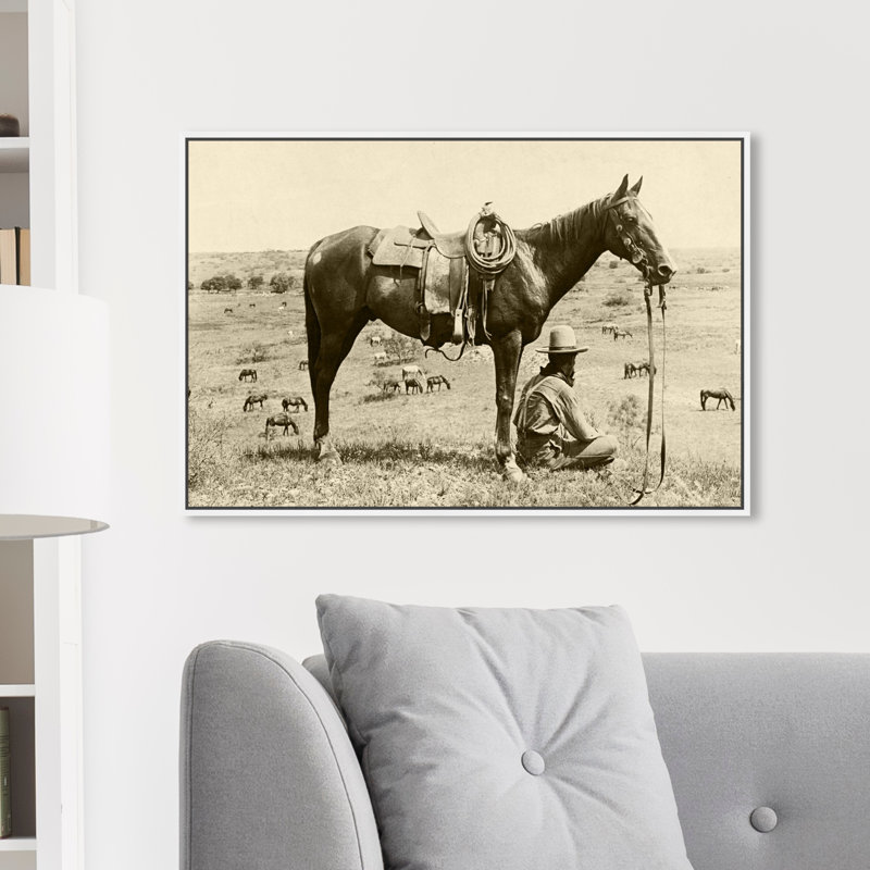 «Cowboy IV», photographie sur toile, Cadre blanc, H 30 po x l 20 po x P 1,5 po