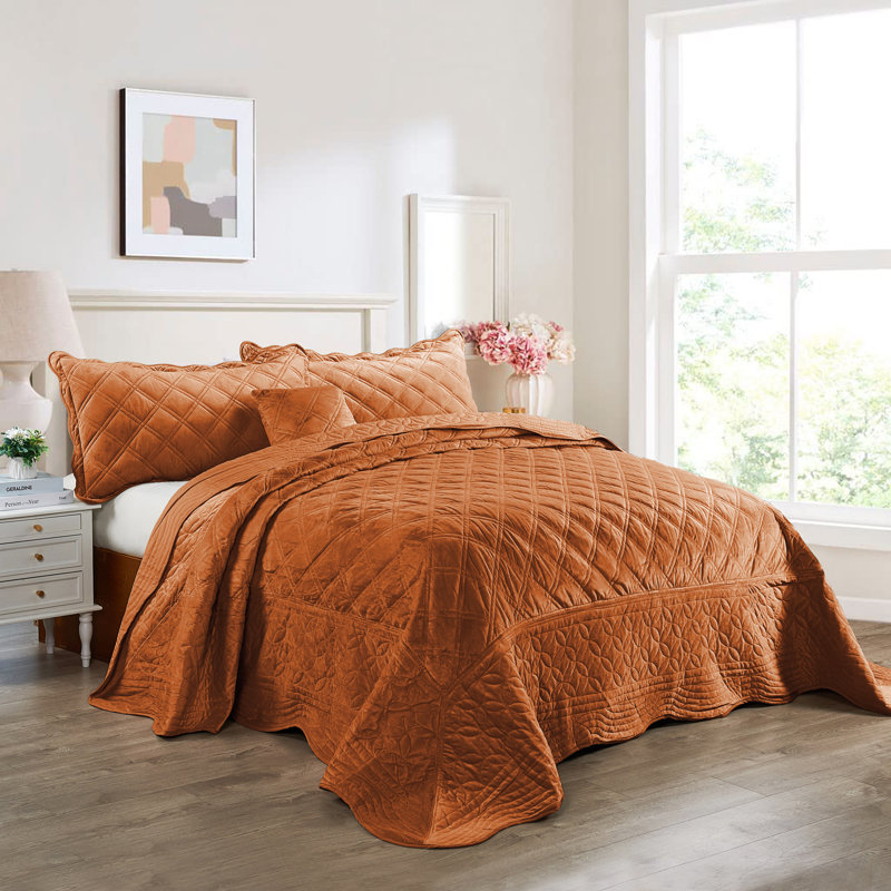 4 Piece Oversized soft Microplush Quilt Set, Queen Quilt + 2 Standard Shams + Throw Pillow, Brick