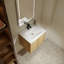 Meuble-lavabo flottant 24 po avec lavabo, armoire en chêne clair et portes à fermeture en douceur 24 po-886073022