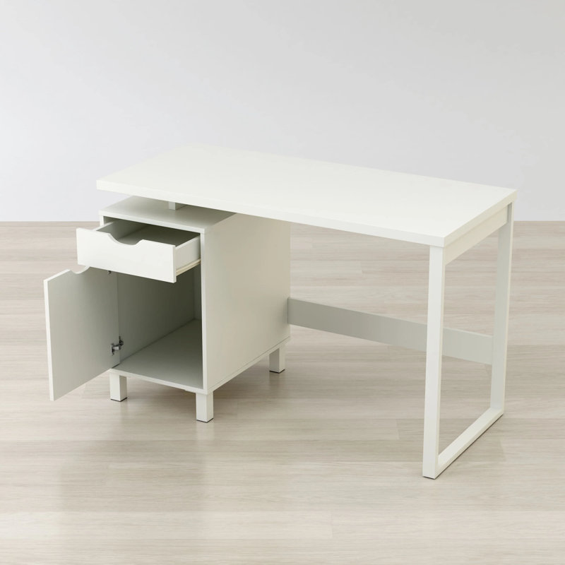 Haslev Executive Desk