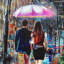 «Romance in the Rain» par Ryan James, reproduction d'art sur papier sans cadre-765510815