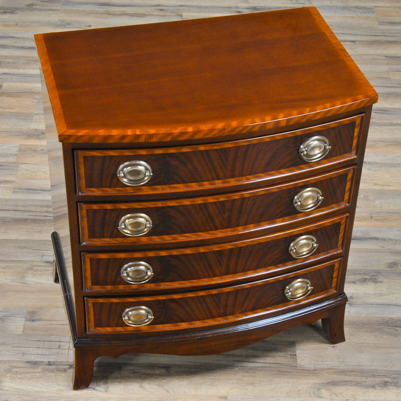 Commode à bandes en acajou