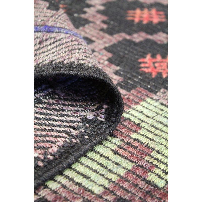 Tapis rouge / framboise / minuit unique 7 pi 4 po x 11 pi 6 po Jijim
