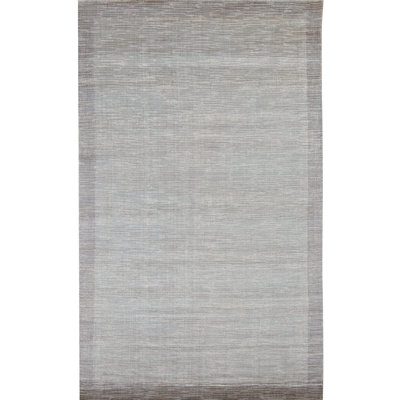 Area Rug in Beige/Silver