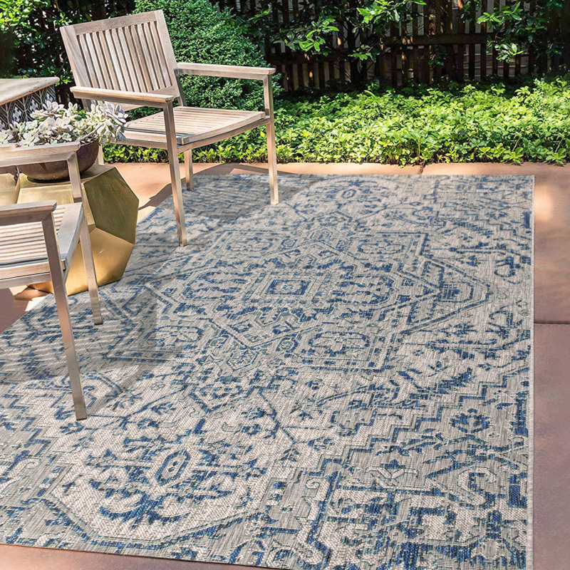 Tapis d'intérieur / extérieur bleu marine / gris Truman Bohemian Medallion, Rectangle 3 pi 1 po x 5 pi