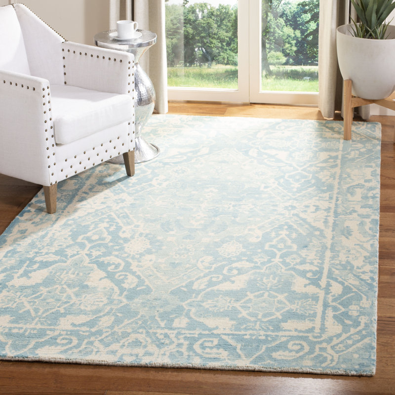 Restoration Vintage Hand-Tufted Wool Light Blue/Ivory Area Rug, Rectangle 4' x 6'