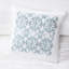Courtepointe très grand / très grand - réversible blanc, microfibre avec coussin décoratif à volants avec volants réversibles pour jet prélavé