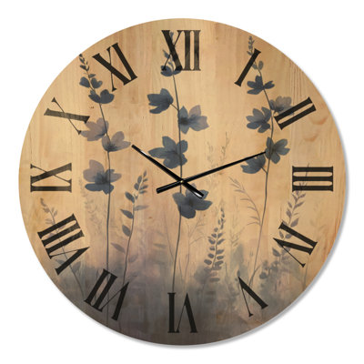 Horloge murale ronde « Prairie de fleurs sauvages bleues » de style cottage, imprimée sur bois massif