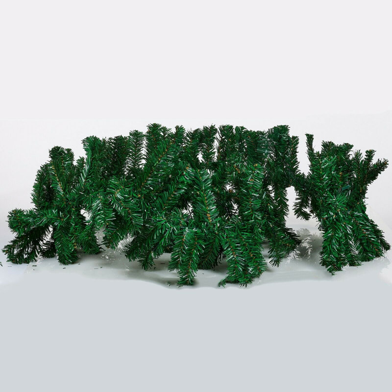 Lighted Faux Pine Garland with Lights, 548cm