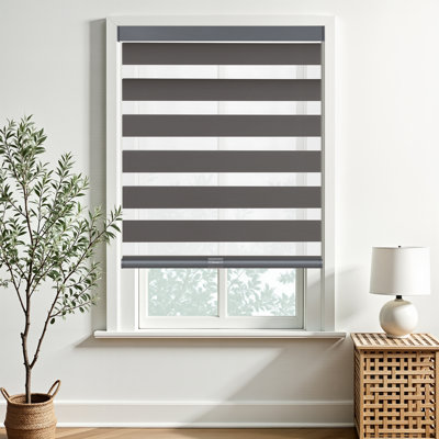  Store zébré sans cordon: parfait pour régler la lumière et protéger l'intimité. Avec une conception sécuritaire pour les enfants, ils apportent du style à chaque espace. L 60 po x H 72 po, gris