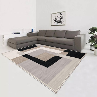 Oriental Machine Tufted Area Rug