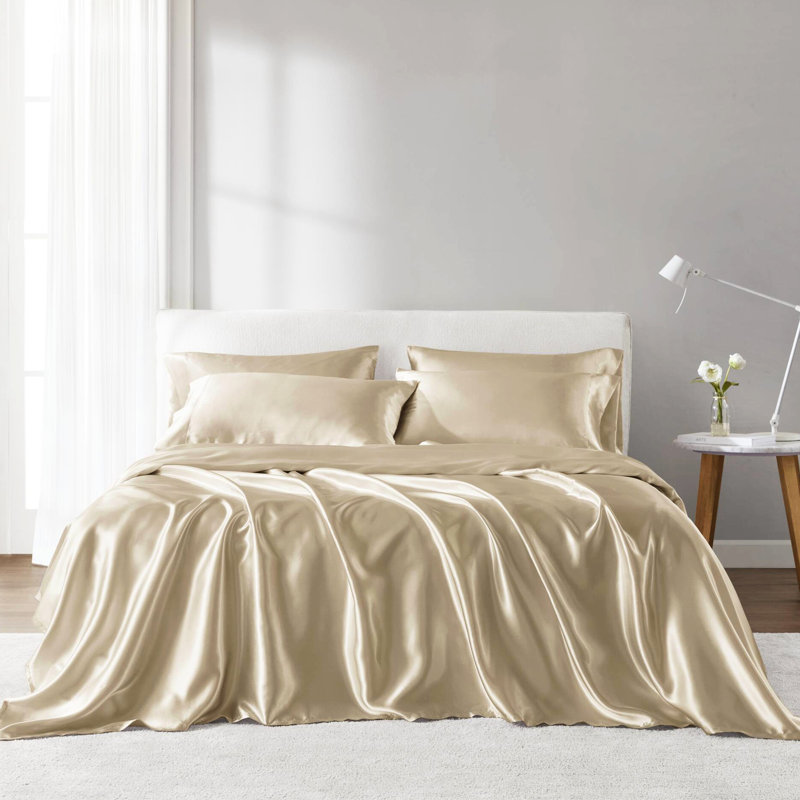 King Size Satin Luxury Sheets - Wrinkle- Opulence. Fits 16" Mattresses. Comprises 1 Flat Sheet, Fitted 4 Pillowcases. Smooth, Silky Finish. . Champagne Sheet Bedding. For With Flat, & Soft, Texture.