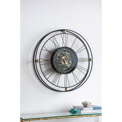 Grande horloge 31,5 x 3 x 31,5 po avec chiffres romains et cadre en métal mince