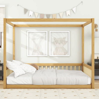 Lit double en bois d'hévéa avec clôture et garde-corps