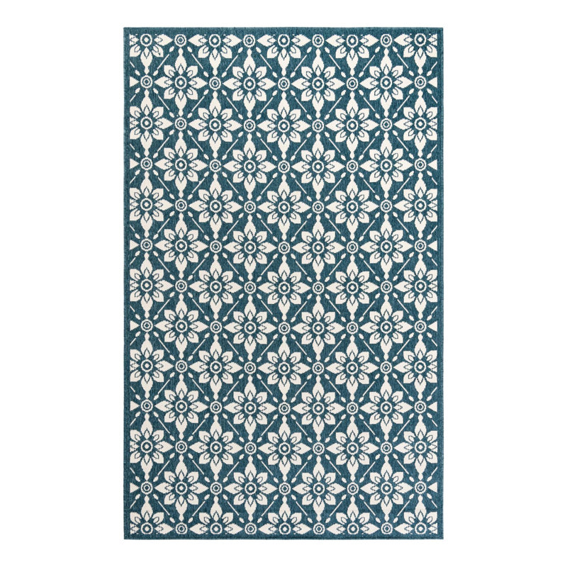 Indoor/Outdoor Trellis Area Rug, Rectangle 5'1" x 8'