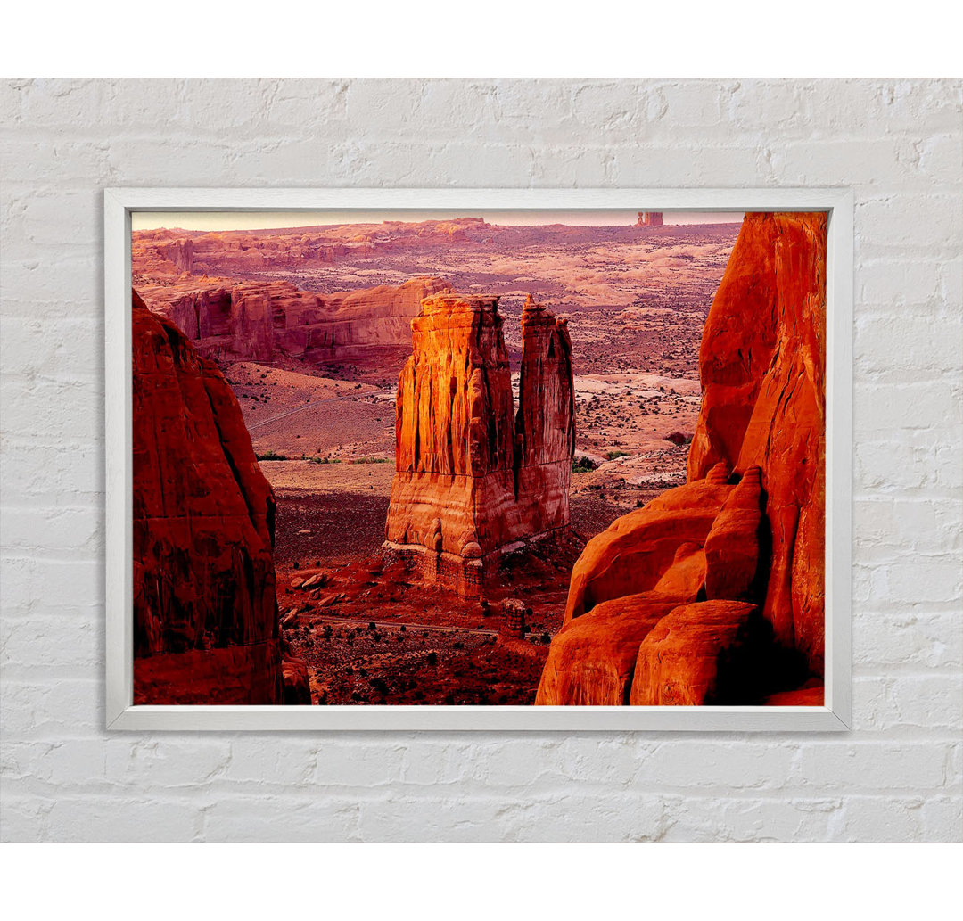 Gerahmter Kunstdruck Courthouse Towers At Sunset Arches National Park Utah