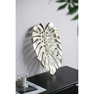 Décoration murale feuille d'or 24,8 x 17,3 x 2 po - Élégance contemporaine en aluminium