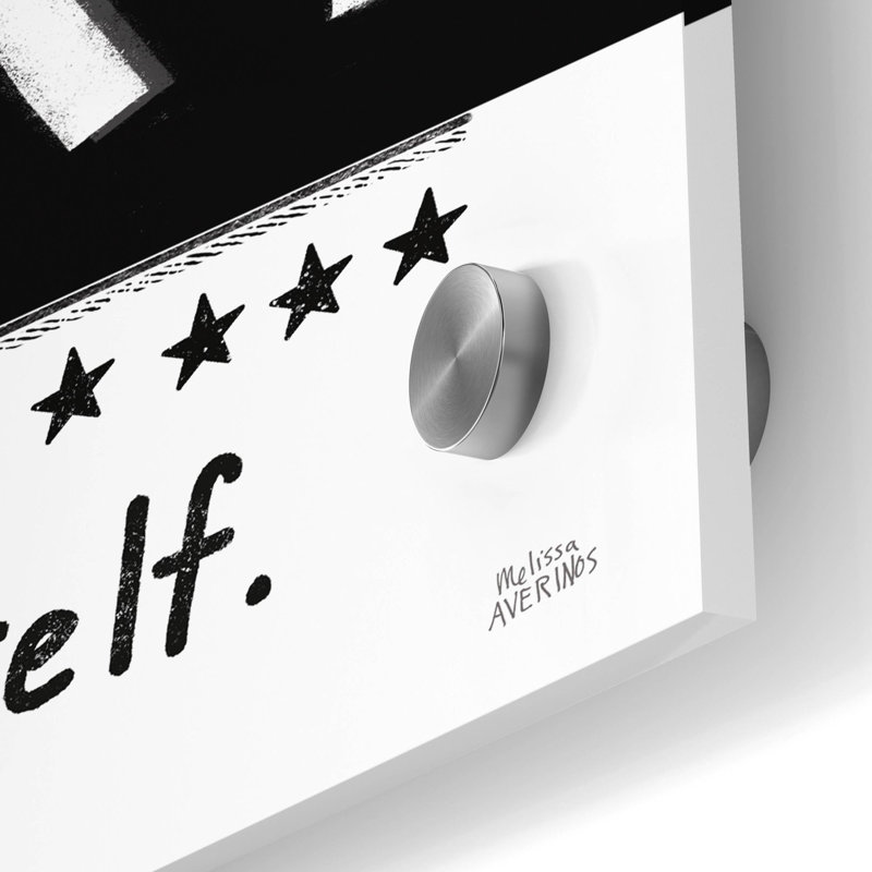 Art mural en verre Epic Art «Diy Laundry Bw» par Melissa Averinos, H 24 po x l 24 po x P 0,2 po