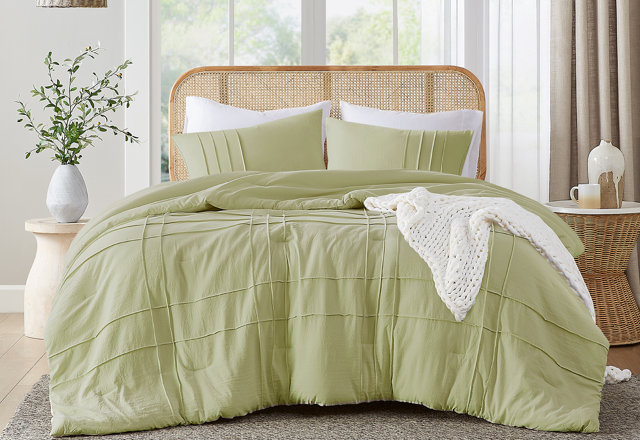 On Sale Now: Bedding Sets