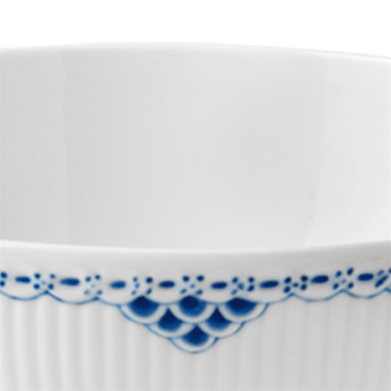 Royal Copenhagen Princess Serving Bowl, 4.52" H x 9.45" W x 9.45" D
