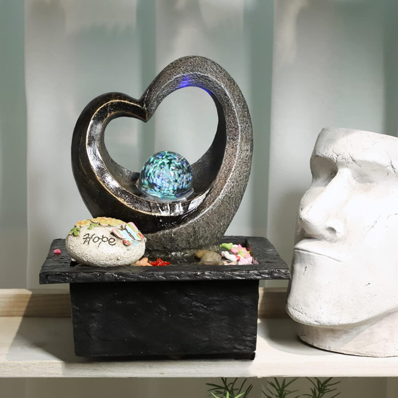 Fontaine zen dans un jardin d'eau