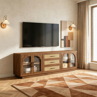Meuble télé 71 po Mid-Century, console multimédia avec 2 armoires et 3 tiroirs en rotin, centre de divertissement en noyer
