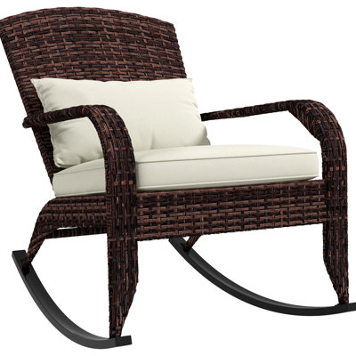 Fauteuil à bascule de balcon, style avec dossier haut, coussin d'assise spacieux et oreiller, véranda de jardin, véranda rembourrée blanc crème et usage.