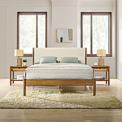 Wood Platm Bed With Nightstands