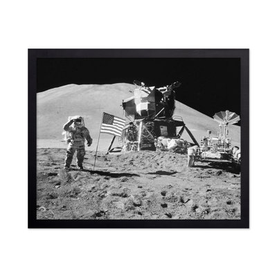 Astronaute dans la lune