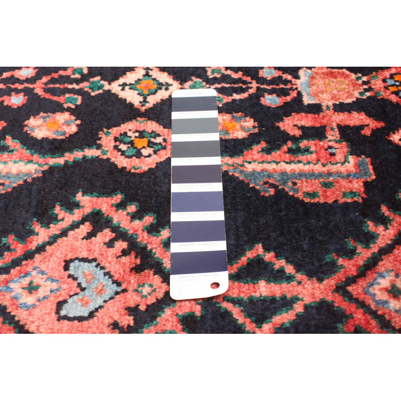 Tapis bleu marine Anadol 5 pi 3 po x 10 pi 3 po