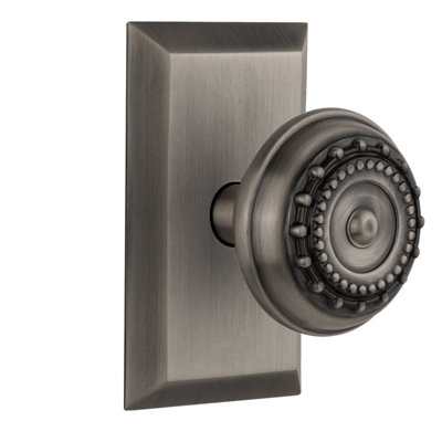 Studio Plate with Meadows Door Knob