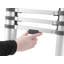 Échelle télescopique en aluminium Hailo T80 FlexLine | 9 barreaux | Hauteur réglable à 8,5 pi | Déverrouillage à une main | Indicateur de verrouillage de sécurité | Antirouille | Utilisation intérieure intérieure | Capacité de 330 lb - Argent