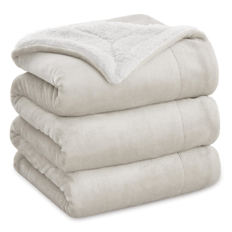 Bedsure Soft Sherpa Fleece Throw Blanket, Natural, 220cm x 240cm