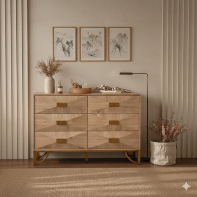 Commode à six tiroirs 47,24 pouces en bois clair - Commode à relief géométrique avec pieds en métal doré, console moderne pour le salon ou la chambre à coucher.
