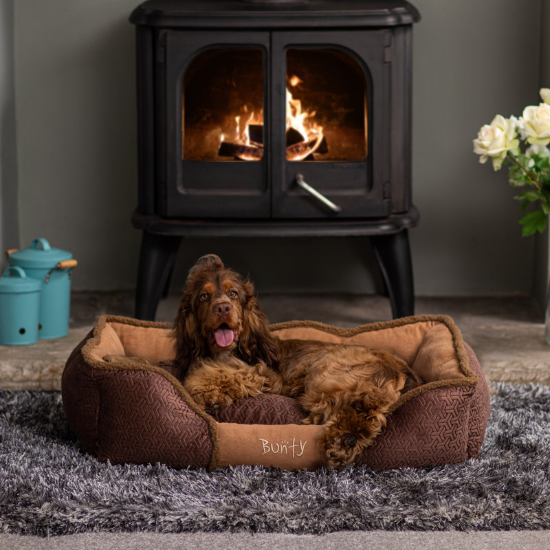 Vandyke Geometric Pet Bed, Cream, 19 cm H x 86 cm W x 60 cm D