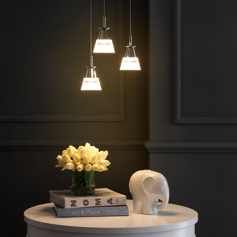 Luminaire suspendu conique à 3 lumières Bhondave