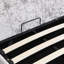 Grand lit de rangement tapissier Hartfried