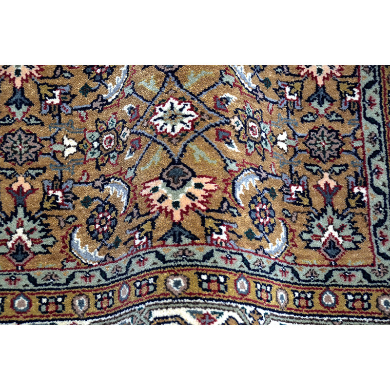 Wool Floral Area Rug, Rectangle 5' X 7'