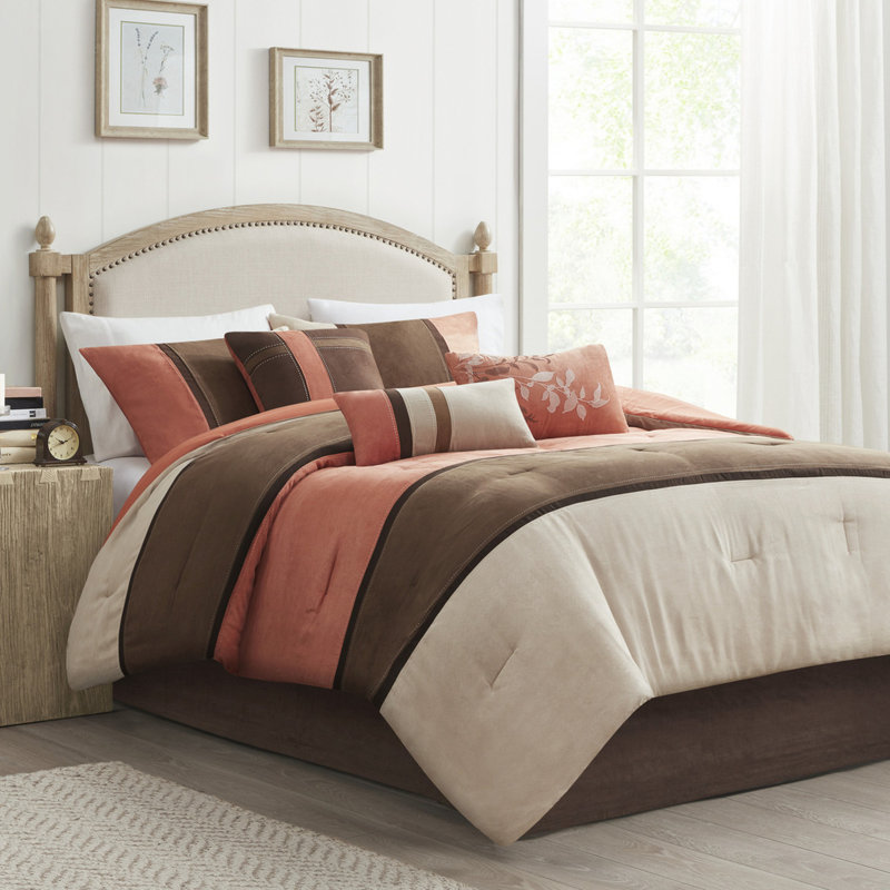 Coral Bedding - Faux suède très grand avec taies décoratives 7 pièces