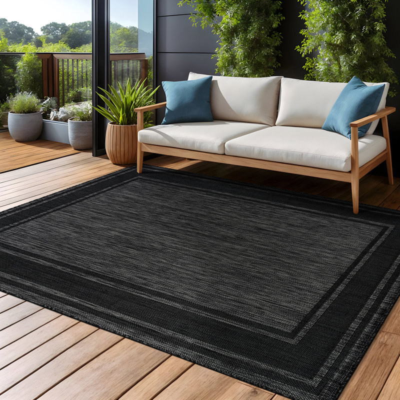 Tapis noir intérieur / extérieur Waikiki, Rectangle 5 pi x 7 pi