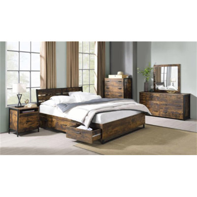 Très grand lit avec rangement en chêne rustique et finition noire Juvanth