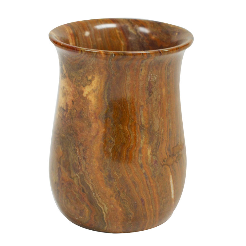 Verre Atkinson, Amber