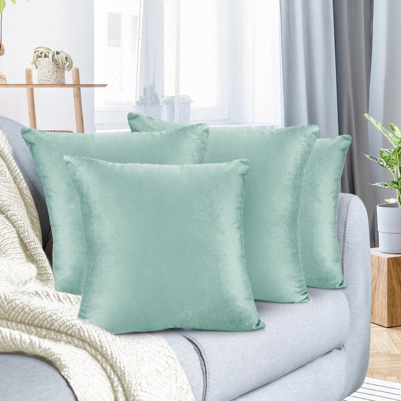 Housse de coussin en velours , H 22 po x l 22 po, Bleu clair aqua