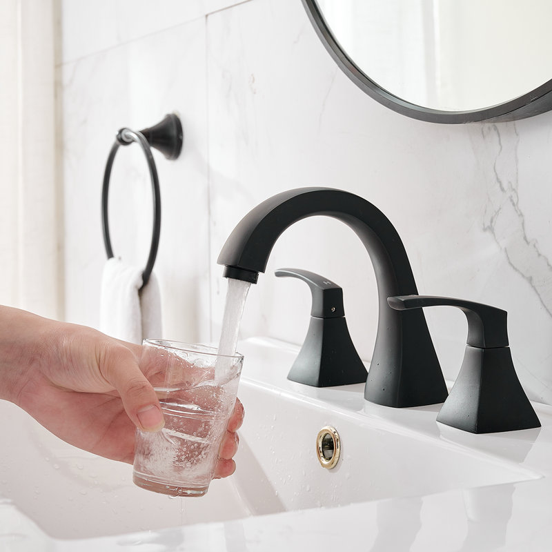 Widespread Bathroom Faucet with Drain Assembly