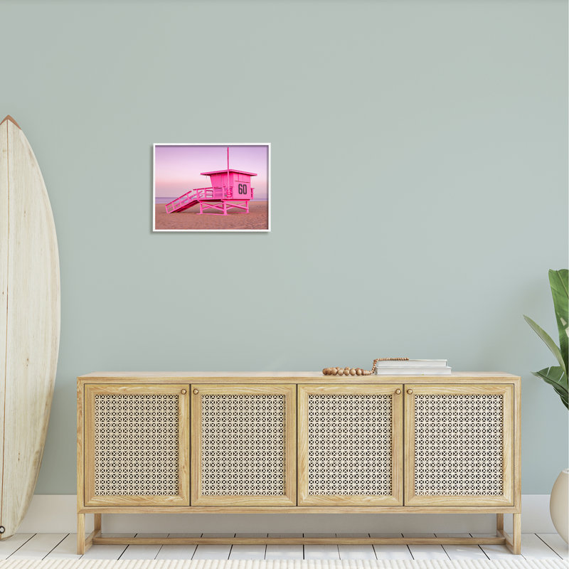 Photographie d'une cabane de plage rose, H 16 po x l 20 po x P 1,5 po, Giclée encadrée blanc bord de mer