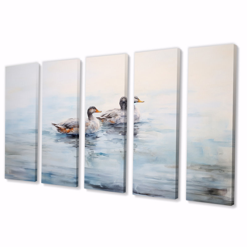 Canards bruns nageant dans la brume matinale du lac - reproduction d'art sur toile canard animal - 5 panneaux égaux