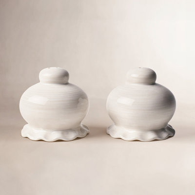 Ruffle Ceramic Salt and Pepper Shaker Set