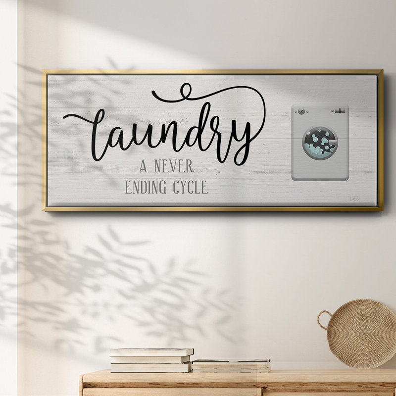 «Never Ending Laundry», toile encadrée, H 24 po x l 60 po