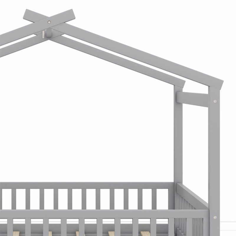 Structure de lit en bois avec clôture, Gris